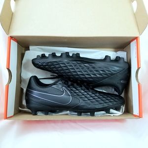 🆕 Men's Nike Tiempo Legend black cleats